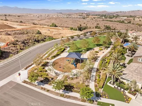 View/Area - 17029 Doria Ct, Riverside, CA 92503 photo 1 of 8
