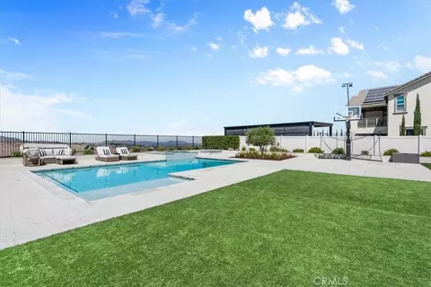 Exterior - 17029 Doria Ct, Riverside, CA 92503 photo 12 of 17