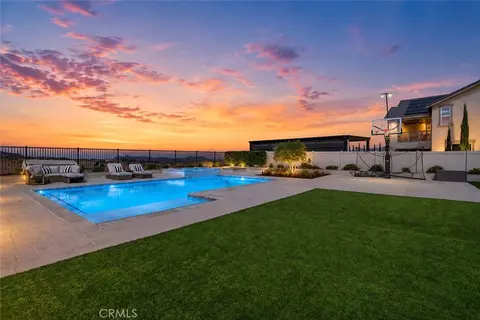 Exterior - 17029 Doria Ct, Riverside, CA 92503 photo 2 of 17