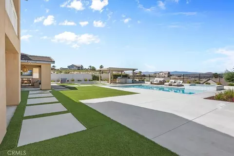 Exterior - 17029 Doria Ct, Riverside, CA 92503 photo 7 of 17
