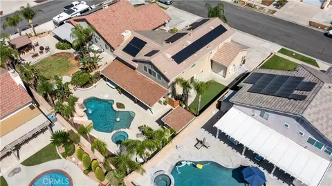 View/Area - 956 Cowhide Rd, Corona, CA 92882 photo 4 of 7