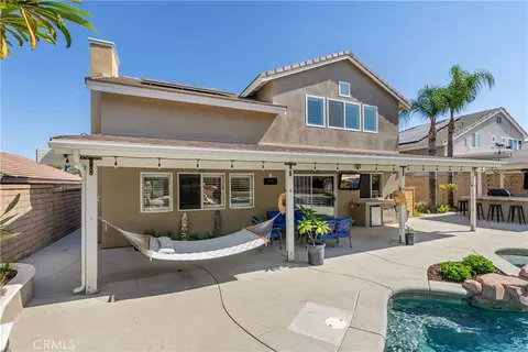 Exterior - 956 Cowhide Rd, Corona, CA 92882 photo 7 of 8