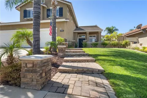 Exterior - 956 Cowhide Rd, Corona, CA 92882 photo 3 of 8