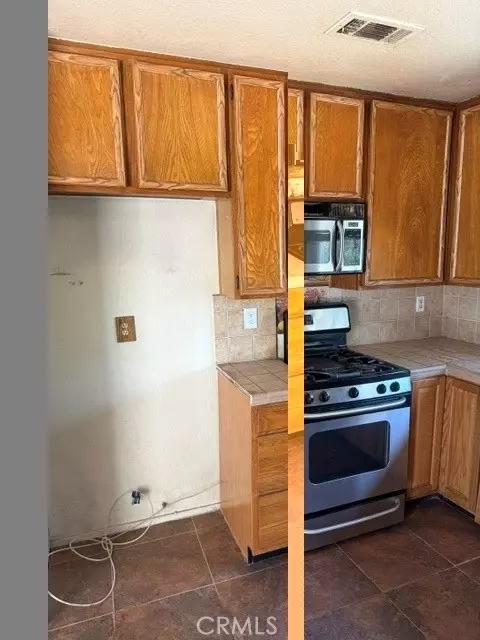 Kitchen - 6864 Olympia Dr, Riverside, CA 92503 photo 1 of 1
