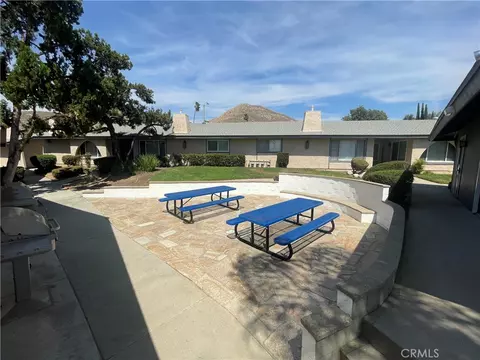 Exterior - 2891 Canyon Crest Dr #63, Riverside, CA 92507 photo 4 of 6