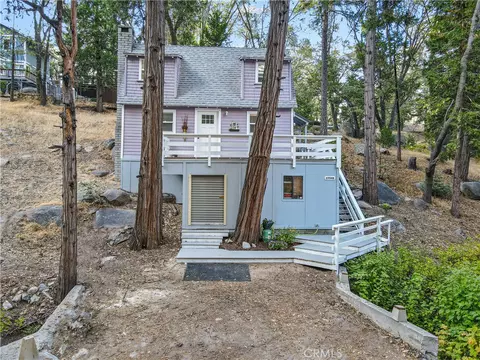 Exterior - 27548 Meadow, Lake Arrowhead, CA 92352 photo 2 of 8