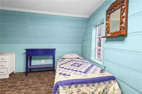 Bedroom - 27548 Meadow, Lake Arrowhead, CA 92352 photo 1 of 2