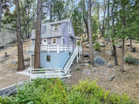 Exterior - 27548 Meadow, Lake Arrowhead, CA 92352 photo 7 of 8