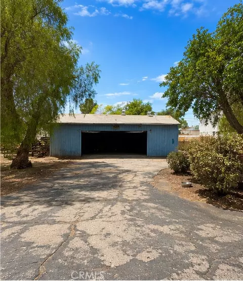 18440 Carroll, Perris, CA 92570 photo 2