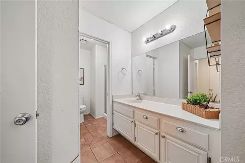 Bath - 600 Central #342, Riverside, CA 92507 photo 5 of 5