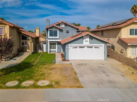 Exterior - 656 Wilson Ave, Perris, CA 92571 photo 8 of 10