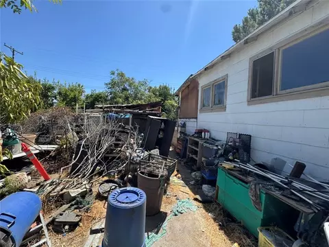 Exterior - 1012 Washington, Redlands, CA 92374 photo 4 of 8
