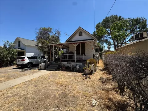 Exterior - 1012 Washington, Redlands, CA 92374 photo 2 of 8