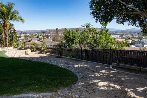 Exterior - 933 Eastside Rd, El Cajon, CA 92020 photo 20 of 25