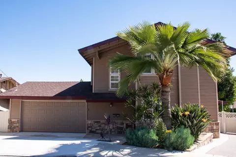 Exterior - 933 Eastside Rd, El Cajon, CA 92020 photo 3 of 25