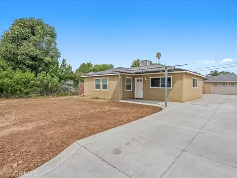 Exterior - 8437 Bruce, Riverside, CA 92503 photo 5 of 9