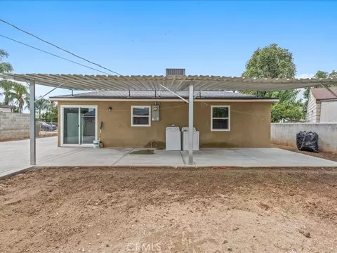 Exterior - 8437 Bruce, Riverside, CA 92503 photo 6 of 9
