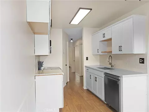 Kitchen - 4723 Jackson St #31, Riverside, CA 92503 photo 6 of 6