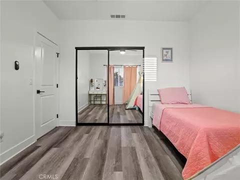 Bedroom - 11383 Maple, Hesperia, CA 92345 photo 6 of 8