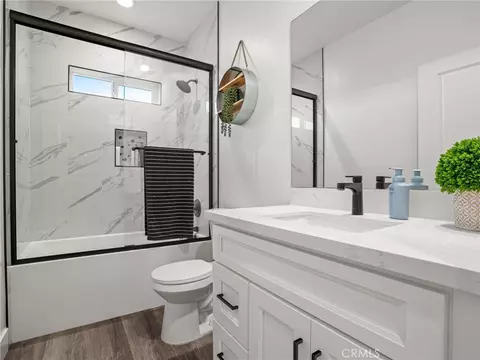 Bath - 11383 Maple, Hesperia, CA 92345 photo 3 of 4