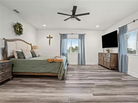 Bedroom - 11383 Maple, Hesperia, CA 92345 photo 1 of 8