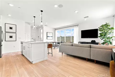 27235 Reed Ln, Valencia, CA 91381