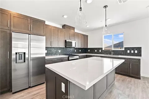 Kitchen - 3253 E Avenue J-4, Lancaster, CA 93535 photo 2 of 3