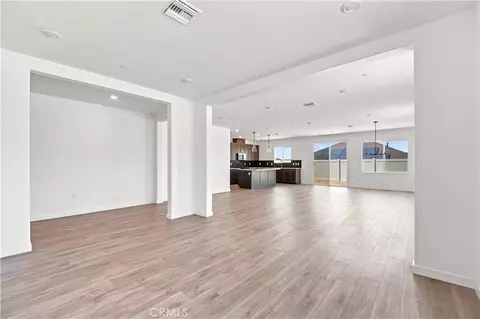 Living - 3253 E Avenue J-4, Lancaster, CA 93535 photo 2 of 7
