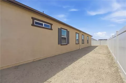 Exterior - 3253 E Avenue J-4, Lancaster, CA 93535 photo 6 of 8
