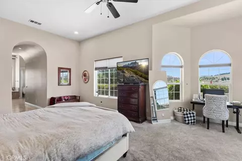 Bedroom - 26690 Skyrocket, Temecula, CA 92590 photo 4 of 6