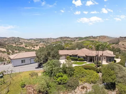 View/Area - 26690 Skyrocket, Temecula, CA 92590 photo 2 of 6