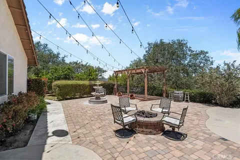 Exterior - 26690 Skyrocket, Temecula, CA 92590 photo 4 of 10