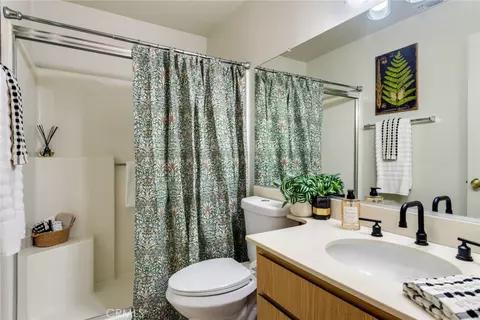 Bath - 9858 Madera Ct, Rancho Cucamonga, CA 91730 photo 1 of 4