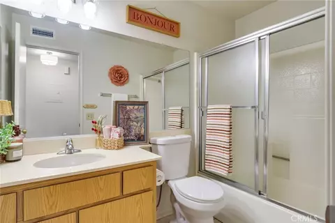 Bath - 9858 Madera Ct, Rancho Cucamonga, CA 91730 photo 3 of 4