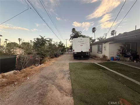 Exterior - 232 1 St, Perris, CA 92570 photo 2 of 3