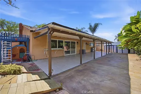 Exterior - 3935 Burge St, Riverside, CA 92505 photo 19 of 20