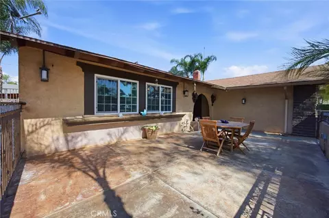Exterior - 3935 Burge St, Riverside, CA 92505 photo 11 of 20