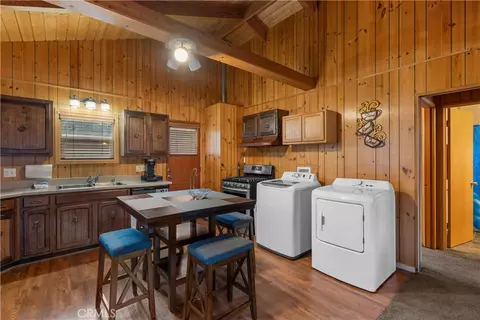 Kitchen - 904 Michael, Big Bear City, CA 92314 photo 1 of 3