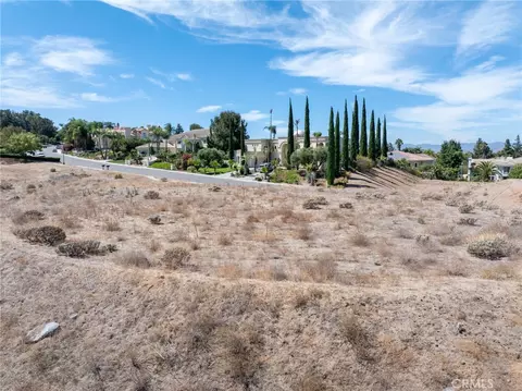 2035 Polo Ct, Riverside, CA 92506 photo 13