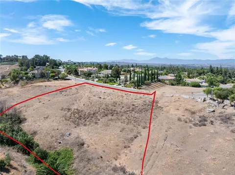 2035 Polo Ct, Riverside, CA 92506 photo 21