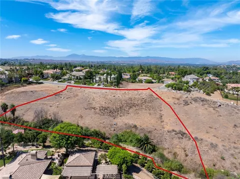2035 Polo Ct, Riverside, CA 92506 photo 25