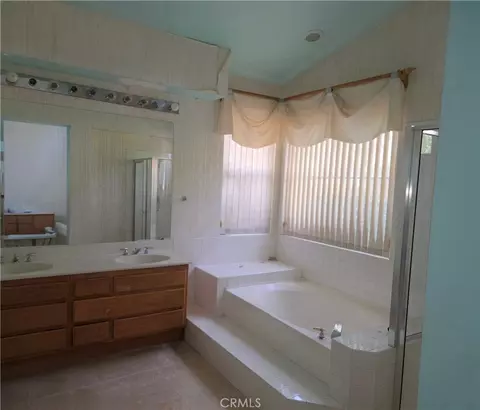 8944 Mesa Oak Dr, Riverside, CA 92508 photo 6