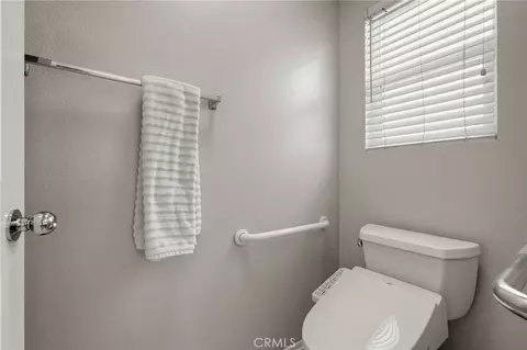 Bath - 20736 Rosedale Dr, Riverside, CA 92508 photo 3 of 4