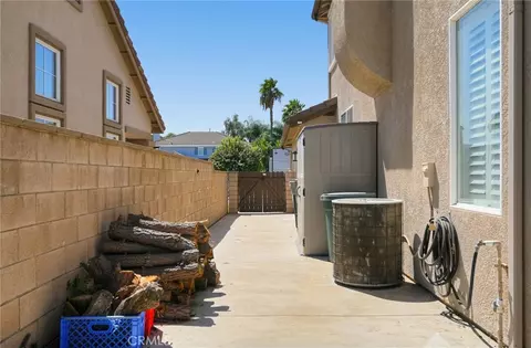 Exterior - 20736 Rosedale Dr, Riverside, CA 92508 photo 6 of 7