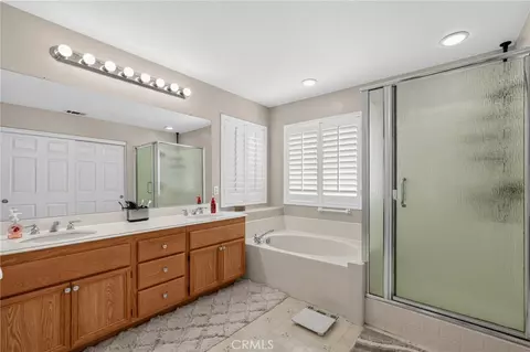 Bath - 20736 Rosedale Dr, Riverside, CA 92508 photo 2 of 4