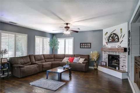 Living - 17565 Cedarwood, Riverside, CA 92503 photo 1 of 4