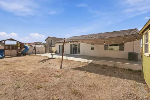 Exterior - 19192 Spring Rock Ct, Perris, CA 92570 photo 11 of 13