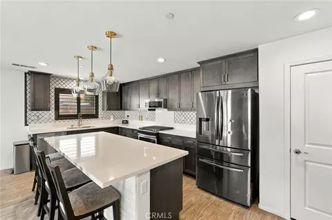 Kitchen - 19192 Spring Rock Ct, Perris, CA 92570 photo 3 of 6