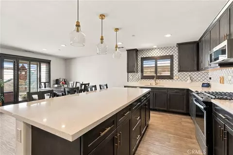 Kitchen - 19192 Spring Rock Ct, Perris, CA 92570 photo 4 of 6