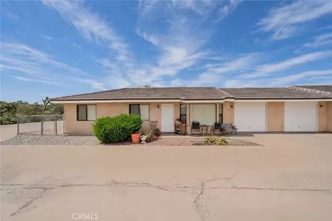 Exterior - 11461 Oasis, Pinon Hills, CA 92372 photo 3 of 11